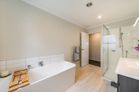 Photo of property in 6 Schooner Drive, Whitby, Porirua, 5024