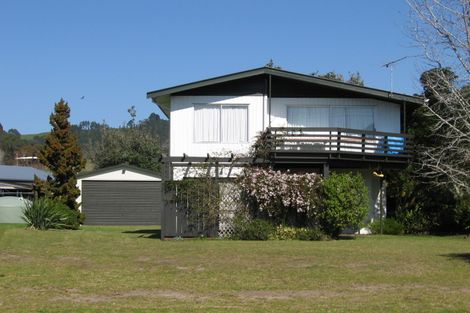 Photo of property in 72 Captain Cook Road, Cooks Beach, Whitianga, 3591