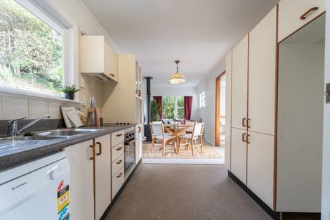 Photo of property in 1 Broderick Crescent, Johnsonville, Wellington, 6037