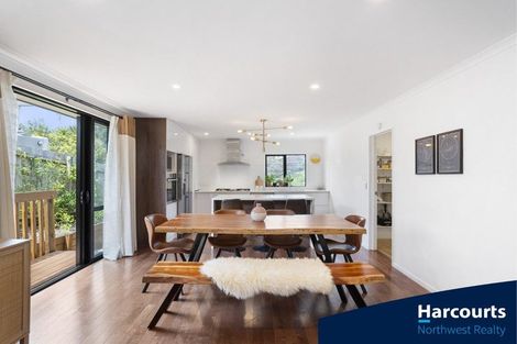 Photo of property in 1b Makora Road, Massey, Auckland, 0614