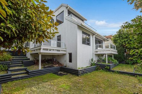 Photo of property in 2/173 East Coast Road, Castor Bay, Auckland, 0620