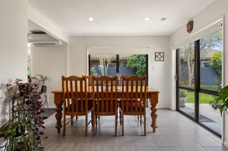 Photo of property in 4 Hegan Place, Rangiora, 7400