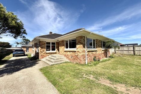 Photo of property in 200 Buckland Road, Mangere East, Auckland, 2024