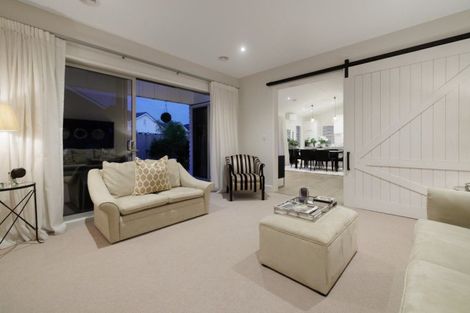 Photo of property in 1 Astelia Lane, Papamoa Beach, Papamoa, 3118