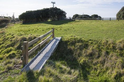 Photo of property in 858 Wainui Road, Wainui, Gisborne, 4010