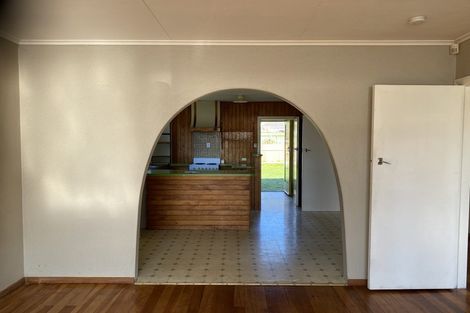 Photo of property in 33 Karaka Street, Wainuiomata, Lower Hutt, 5014