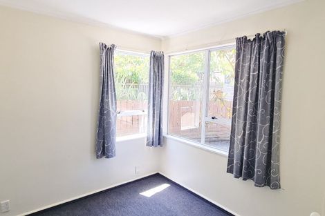 Photo of property in 66 Dominica Crescent, Grenada Village, Wellington, 6037