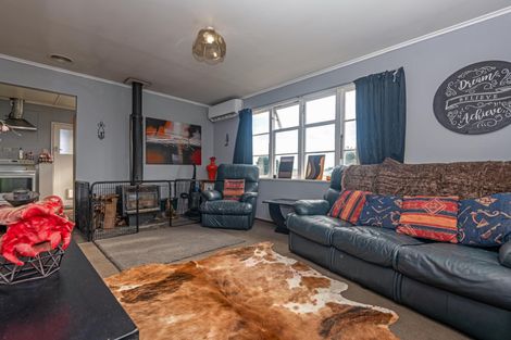 Photo of property in 46 Clyde Crescent, Roslyn, Palmerston North, 4414