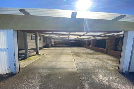 Photo of property in 19 Manuroa Road, Takanini, 2112