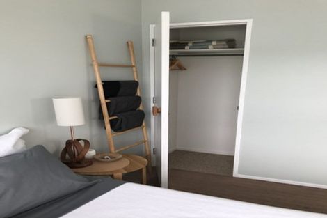 Photo of property in 44s Roxburgh Street, Mount Victoria, Wellington, 6011