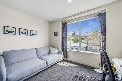 Photo of property in 21u2 Luxford Street, Berhampore, Wellington, 6023