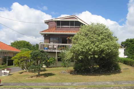 Photo of property in 2/42 Belmont Terrace, Milford, Auckland, 0620