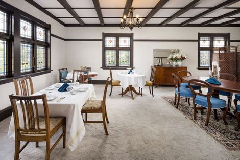 Photo of property in 70 Queen Street, Cambridge, 3434