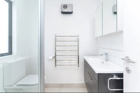 Photo of property in 77 Linwood Avenue, Linwood, Christchurch, 8011