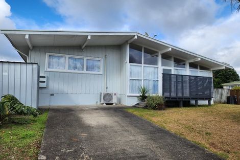 Photo of property in 15 Glen Norman Avenue, Henderson, Auckland, 0610