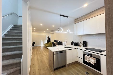 Photo of property in 1c Deering Place, Papatoetoe, Auckland, 2025