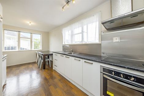 Photo of property in 11 Healy Road, Manurewa, Auckland, 2102