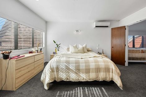 Photo of property in 27 Delamare Road, St Andrews, Hamilton, 3200