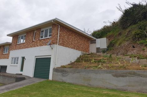 Photo of property in 33 Findlay Street, Moturoa, New Plymouth, 4310