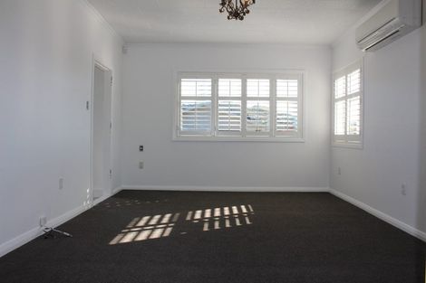 Photo of property in 10 Haumia Street, Johnsonville, Wellington, 6037