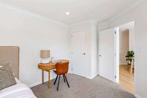 Photo of property in 13 Runanga Grove, Waikanae, 5036