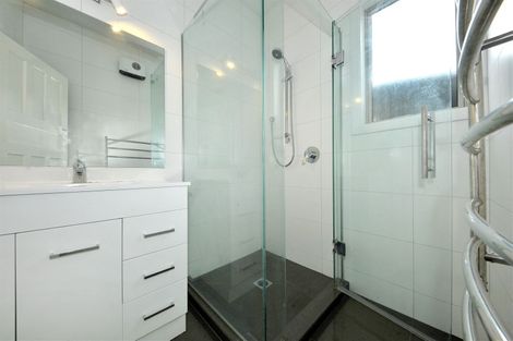 Photo of property in 9 Montrose Street, Sydenham, Christchurch, 8023