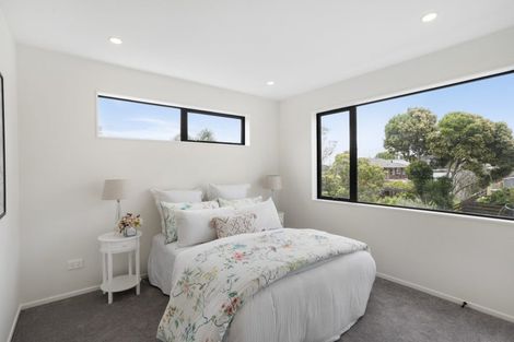 Photo of property in 21a Pipitea Place, Massey, Auckland, 0614