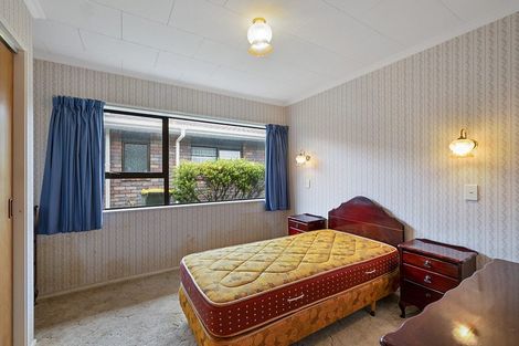 Photo of property in 13 Tukapa Street, Westown, New Plymouth, 4310