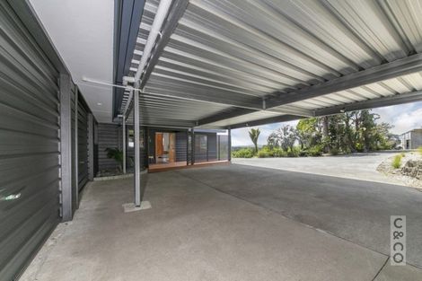 Photo of property in 166 Rimmer Road, Helensville, 0875