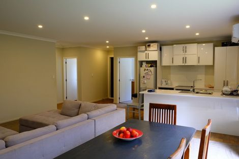 Photo of property in 102u3 Chester Road, Tawa, Wellington, 5028