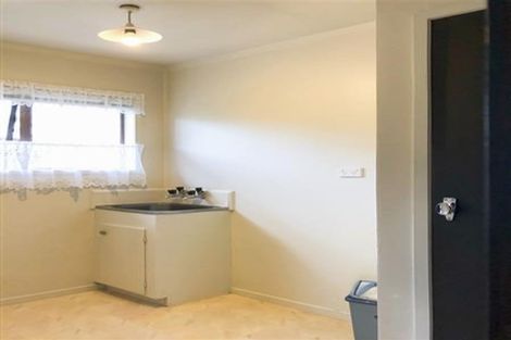 Photo of property in 42 Miltonia Avenue, Te Atatu South, Auckland, 0610