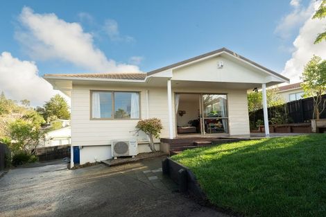 Photo of property in 25 Loughanure Place, Massey, Auckland, 0614
