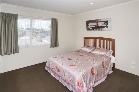 Photo of property in 8unit Village Place, Tuakau, 2121