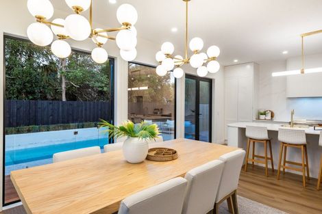 Photo of property in 15 Edward Street, Riverhead, 0820