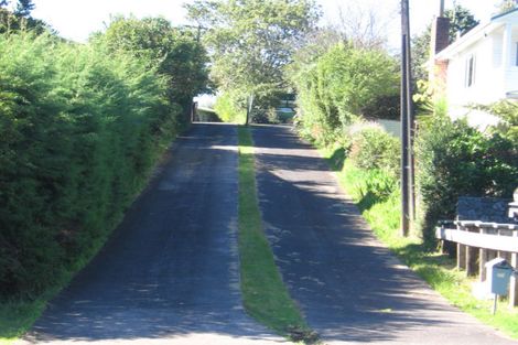 Photo of property in 73 Kaurilands Road, Titirangi, Auckland, 0604