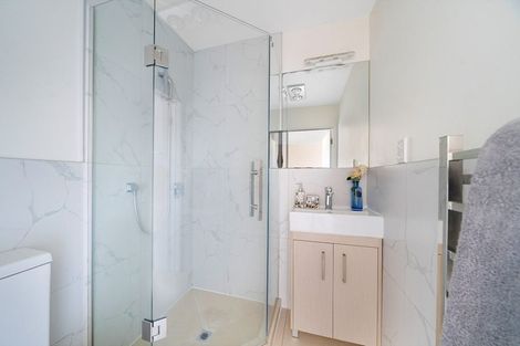 Photo of property in 81 Bordeaux Parade, Te Atatu South, Auckland, 0610