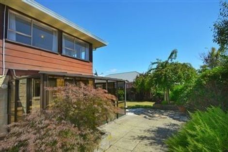 Photo of property in 2/8a Rachel Place, Avonhead, Christchurch, 8042