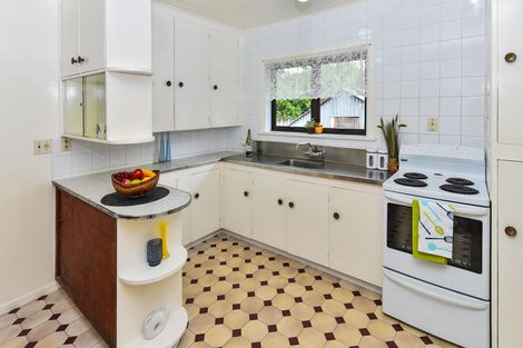 Photo of property in 8 Colin Street, Mangere, Auckland, 2022