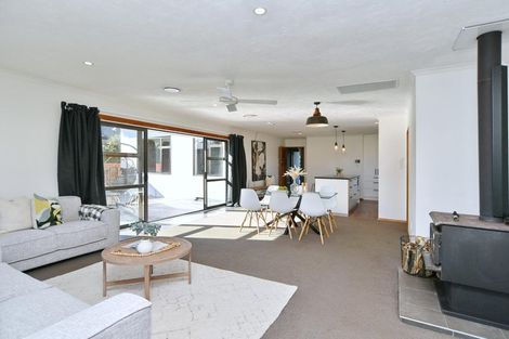Photo of property in 533 Pound Road, Yaldhurst, Christchurch, 7676