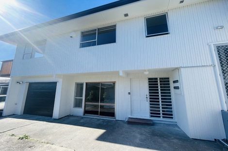 Photo of property in 1/54 Lynwood Road, New Lynn, Auckland, 0600