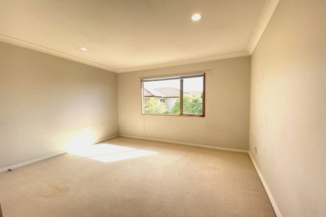 Photo of property in 15 Kaseng Place, East Tamaki Heights, Auckland, 2016