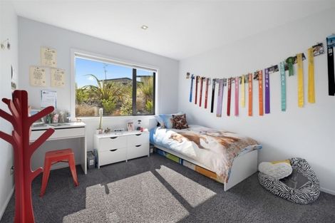 Photo of property in 5 Mohua Mews, Wanaka, 9305