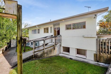 Photo of property in 64 Waiwaka Terrace, Strandon, New Plymouth, 4312