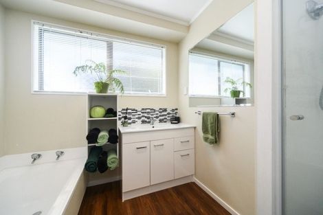 Photo of property in 20 Leander Place, Milson, Palmerston North, 4414