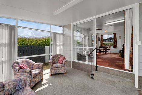 Photo of property in 53 Brennan Place, Opunake, 4616