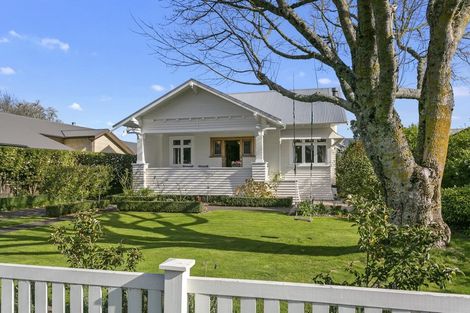 Photo of property in 6 Grosvenor Street, Cambridge, 3434