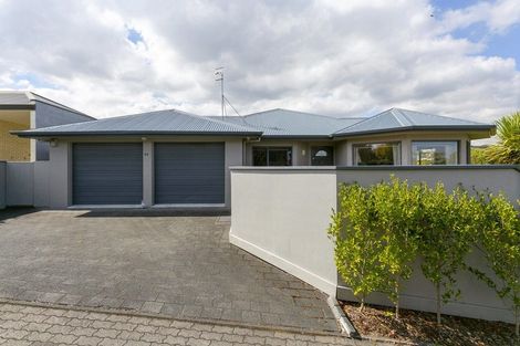 Photo of property in 94 Harvey Street, Waipahihi, Taupo, 3330