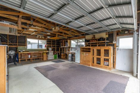 Photo of property in 19 Dunk Place, Milson, Palmerston North, 4414