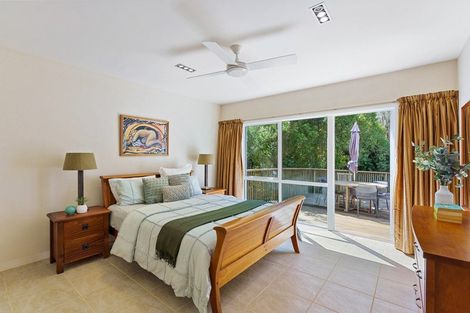 Photo of property in 94 Peka Peka Road, Peka Peka, Waikanae, 5391