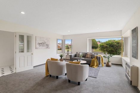 Photo of property in 17 Easton Way, Levin, 5510